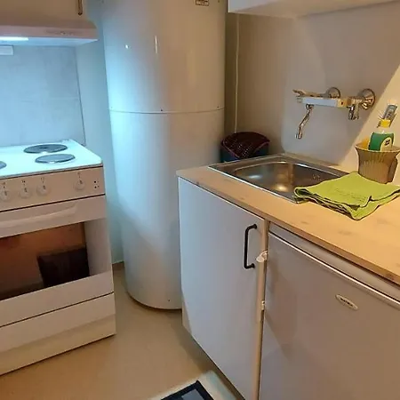 Nora Gard Apartment *