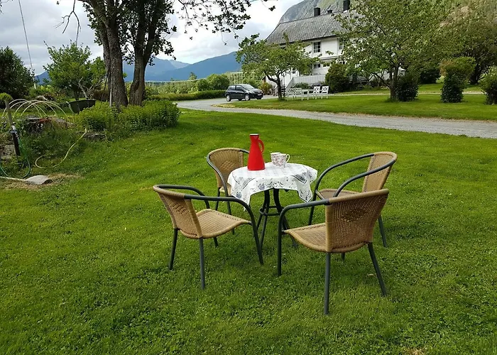 Nora Gard * Åndalsnes